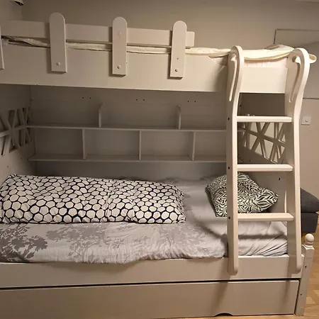 With 2 Bed In Klofta